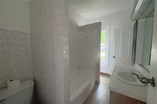 302 Oak St, Earlville, IL 60518 - Photo 15