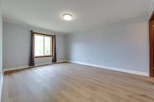 676 Cumberland Trail, Roselle, IL 60172 - Photo 17