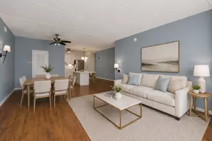 [Address not provided], Palatine, IL 60067 - Photo 11