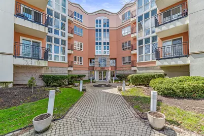 3100 Lexington Lane #201, Glenview, IL 60026 - Photo 1