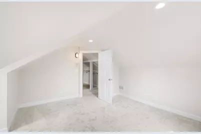 1316 Whitcomb Avenue, Des Plaines, IL 60018 - Photo 23