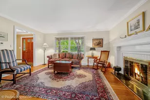 714 Thomas Ct, Libertyville, IL 60048 - Photo 9