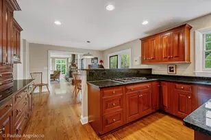 714 Thomas Ct, Libertyville, IL 60048 - Photo 13