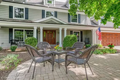 714 Thomas Court, Libertyville, IL 60048 - Photo 3