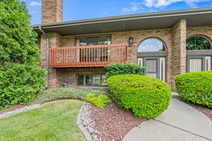 1109 Warner Ave, Lemont, IL 60439 - Photo 1