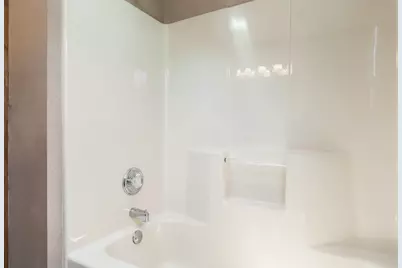 1350 Featherstone Road, Rockford, IL 61107 - Photo 27