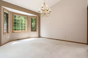 1350 Featherstone Rd, Rockford, IL 61107 - Photo 11