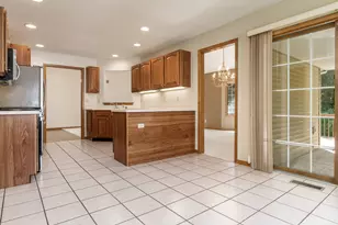 1350 Featherstone Rd, Rockford, IL 61107 - Photo 15