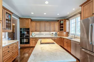 145 S Bradford Ct, Lake Forest, IL 60045 - Photo 9