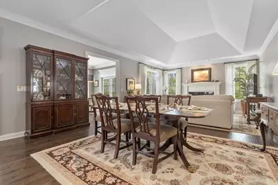 145 S Bradford Court, Lake Forest, IL 60045 - Photo 5
