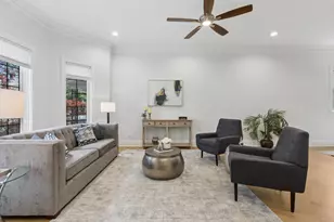 2447 W Winona St, Chicago, IL 60625 - Photo 3