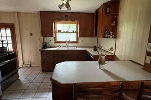 409 Ski Hill Rd, Fox River Grove, IL 60021 - Photo 9