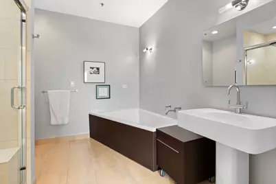 [Address not provided], Evanston, IL 60201 - Photo 21