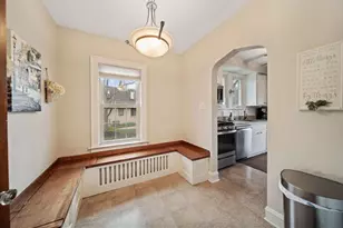 397 S Holly Ave, Elmhurst, IL 60126 - Photo 9