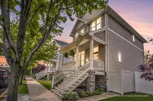 5642 N Lockwood Ave, Chicago, IL 60646 - Photo 1