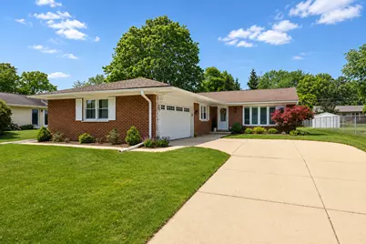 1742 E Tano Lane, Mount Prospect, IL 60056 - Photo 1