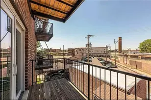 2442 N Clybourn Ave, Chicago, IL 60614 - Photo 15