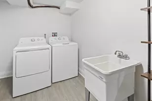 1638 N Hamlin Ave, Chicago, IL 60647 - Photo 33