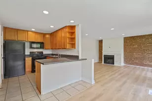 6018 E Lake Dr, Lisle, IL 60532 - Photo 9