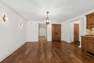 200 E Delaware Pl, Chicago, IL 60611 - Photo 9