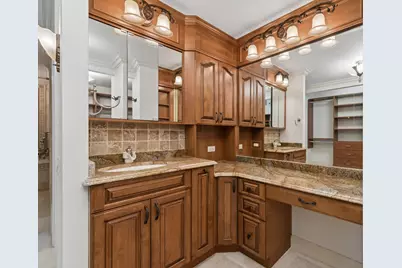 200 E Delaware Place #4DE, Chicago, IL 60611 - Photo 33