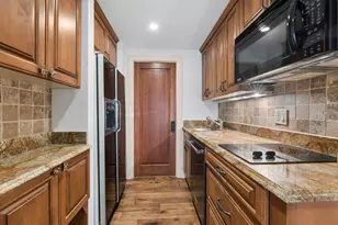 200 E Delaware Pl, Chicago, IL 60611 - Photo 27
