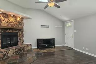 4039 W 90th Pl, Hometown, IL 60456 - Photo 5