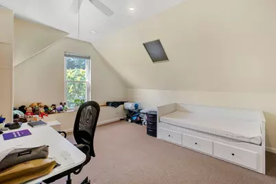 1549 W Barry Avenue #2, Chicago, IL 60657 - Photo 15