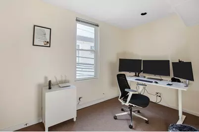 1549 W Barry Avenue #2, Chicago, IL 60657 - Photo 9