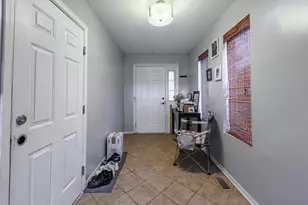 3022 141st Pl, Blue Island, IL 60406 - Photo 3