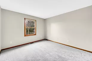 2420 Harbor Ct, Aurora, IL 60504 - Photo 19