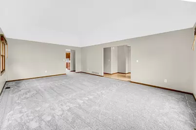 2420 Harbor Court, Aurora, IL 60504 - Photo 5