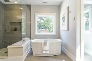 2260 Woodlawn Rd, Northbrook, IL 60062 - Photo 15