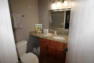 110 Village Creek Dr, Lake in the Hills, IL 60156 - Photo 9