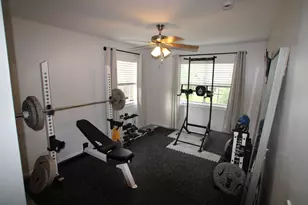 110 Village Creek Dr, Lake in the Hills, IL 60156 - Photo 5