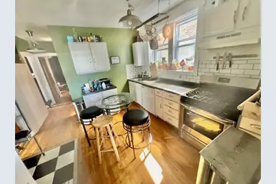 4124 W Barry Avenue, Chicago, IL 60641 - Photo 35