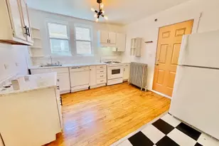 4124 W Barry Ave, Chicago, IL 60641 - Photo 11