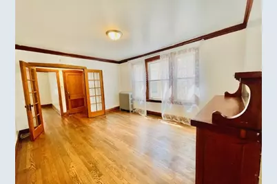 4124 W Barry Avenue, Chicago, IL 60641 - Photo 9