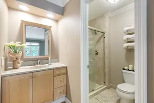 295 Coventry Cir, Vernon Hills, IL 60061 - Photo 13