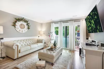295 Coventry Circle #295, Vernon Hills, IL 60061 - Photo 5