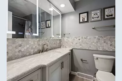 27W571 Ridgeview Street, West Chicago, IL 60185 - Photo 29