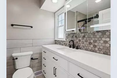 27W571 Ridgeview Street, West Chicago, IL 60185 - Photo 25