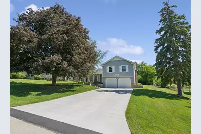 27W571 Ridgeview Street, West Chicago, IL 60185 - Photo 3