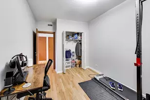 6417 N Greenview Ave, Chicago, IL 60626 - Photo 17