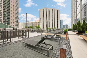 14 W Superior St, Chicago, IL 60654 - Photo 27