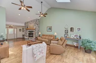 2560 N 2950th Rd, Marseilles, IL 61341 - Photo 13