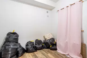 1133 N Kedvale Ave, Chicago, IL 60651 - Photo 17