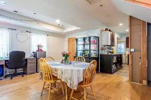 1133 N Kedvale Ave, Chicago, IL 60651 - Photo 5