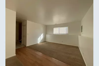 341 Holiday Lane, Hainesville, IL 60073 - Photo 15