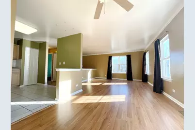 341 Holiday Lane, Hainesville, IL 60073 - Photo 5